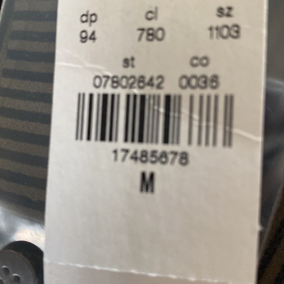 Never with tags. Express casual/work dress. Never worn. - Picture 3 of 3